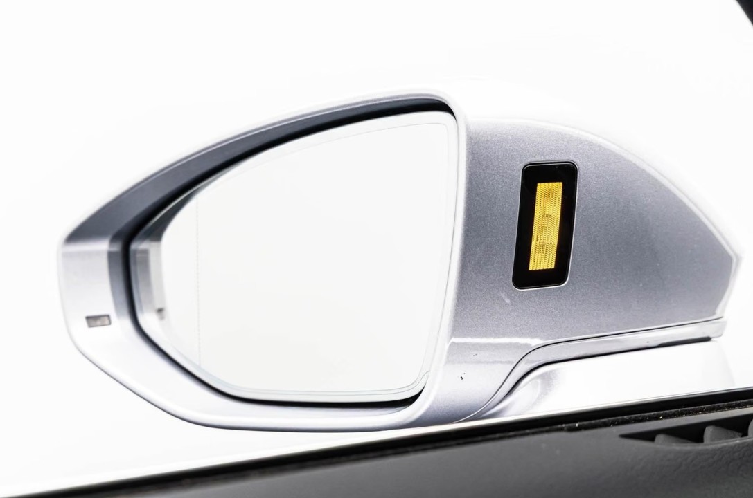 Audi A8 60TFSIe quattro - foto 26