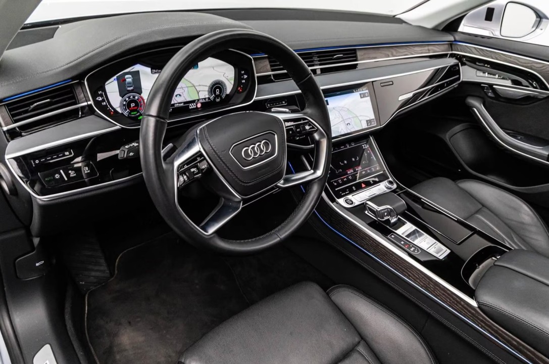 Audi A8 60TFSIe quattro - foto 13