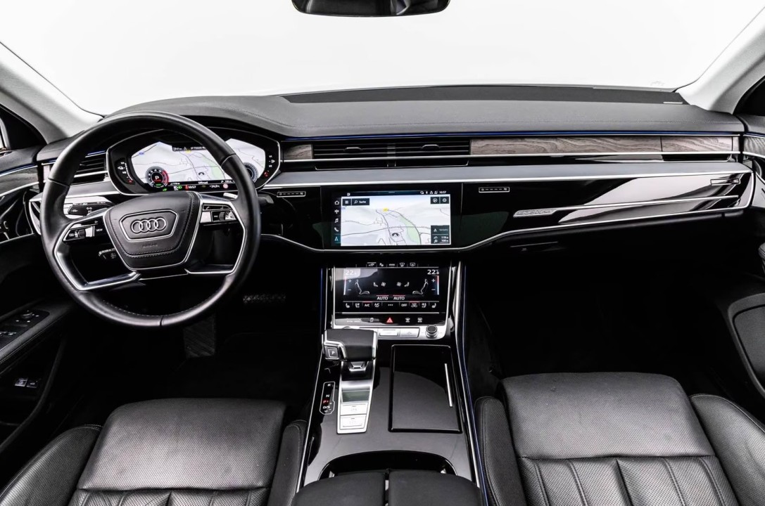 Audi A8 60TFSIe quattro - foto 12