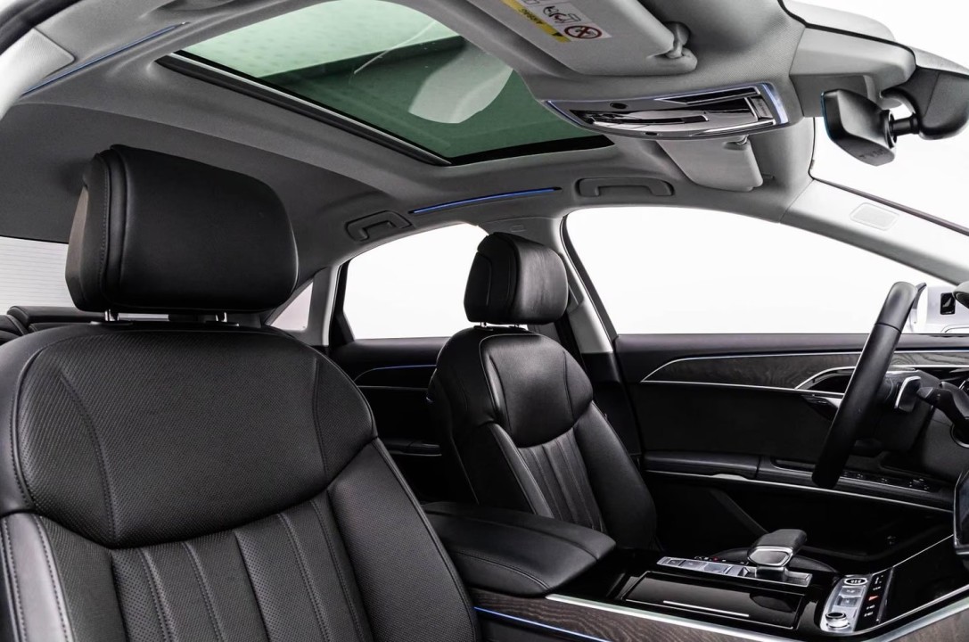 Audi A8 60TFSIe quattro - foto 16