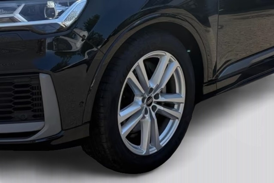 Audi Q7 55TFSI quattro tiptronic - foto 13