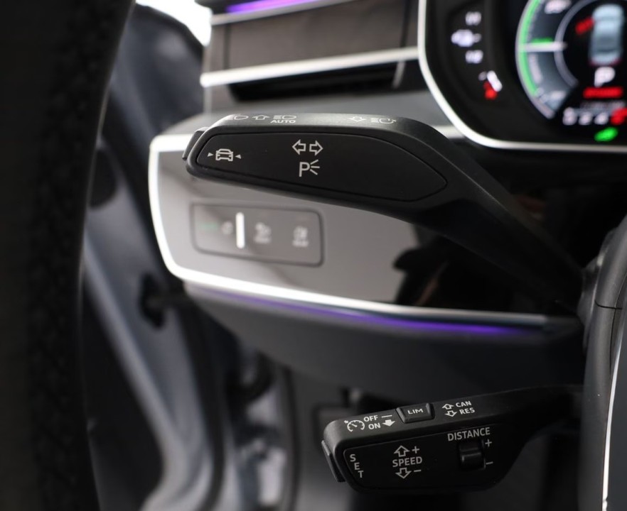 Audi A8 60TFSIe quattro - foto 14