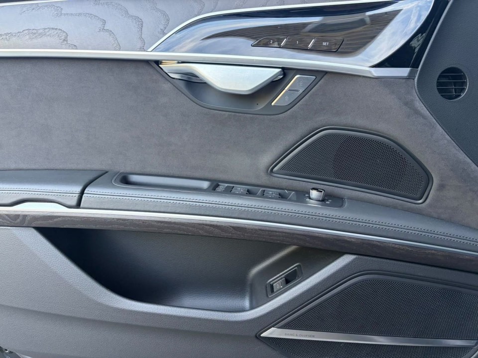 Audi A8 50TDI quattro tiptronic - foto 13