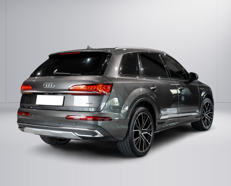 Audi Q7 50TDI quattro tiptronic (2)