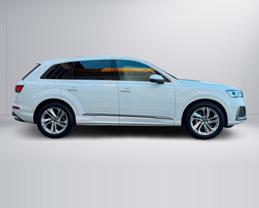 Audi Q7 50TDI quattro tiptronic (2)