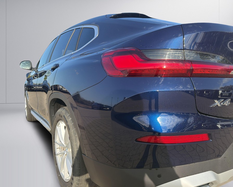 BMW X4 xDrive20d - foto 18