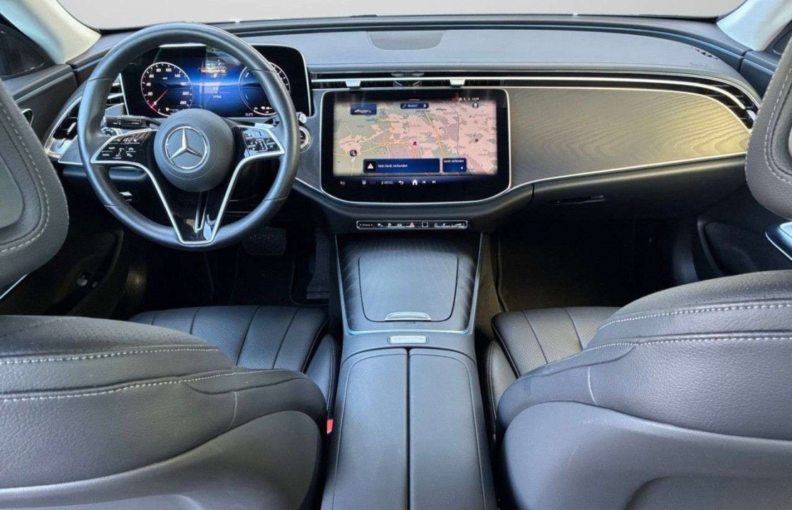 Mercedes-Benz E 300e 4MATIC Avantgarde - foto 10