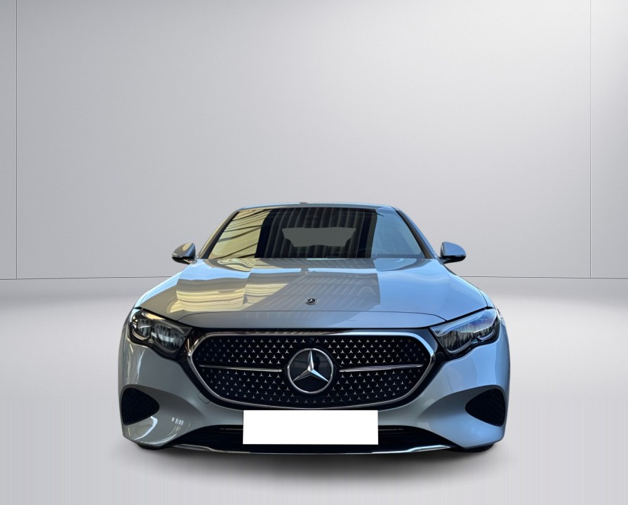 Mercedes-Benz E 300e 4MATIC Avantgarde - foto 7