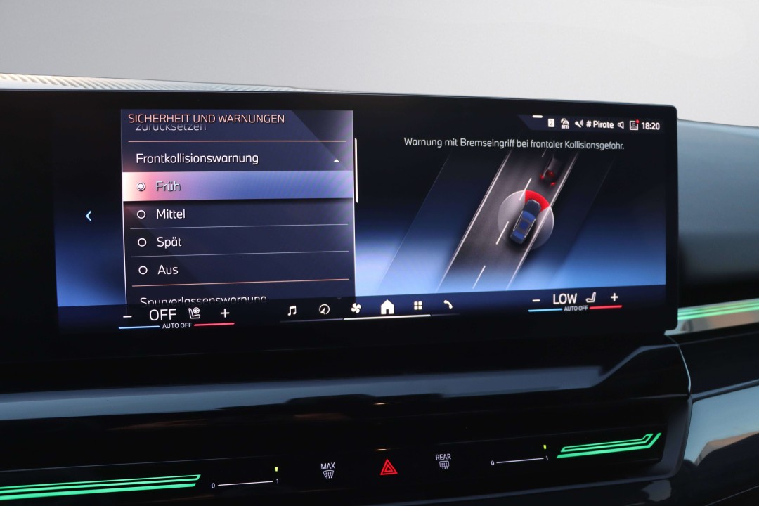 BMW Seria 5 530e xDrive - foto 23