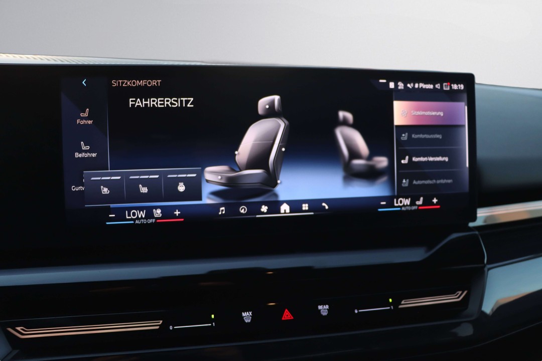 BMW Seria 5 530e xDrive - foto 25