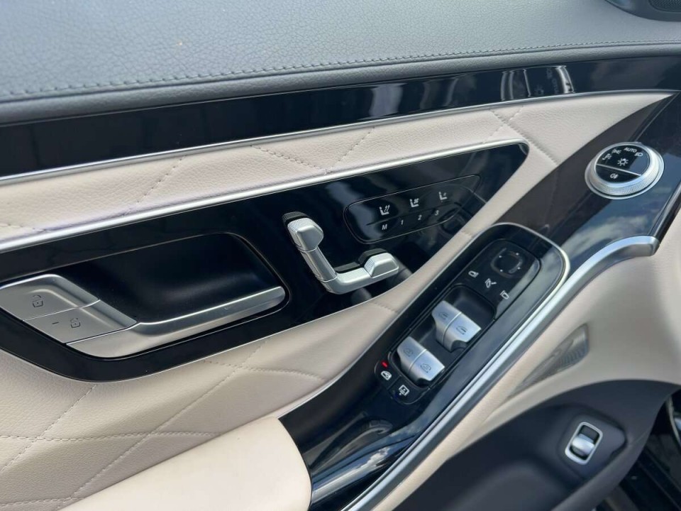 Mercedes-Benz S 500 4MATIC AMG Line - foto 17