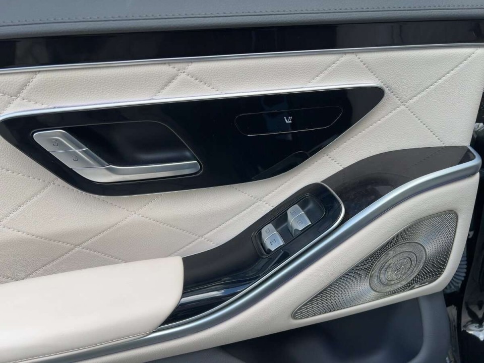 Mercedes-Benz S 500 4MATIC AMG Line - foto 14