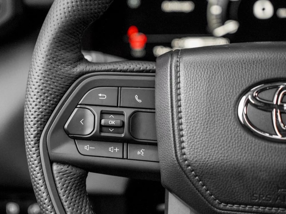 Toyota Sequoia TRD PRO - foto 16