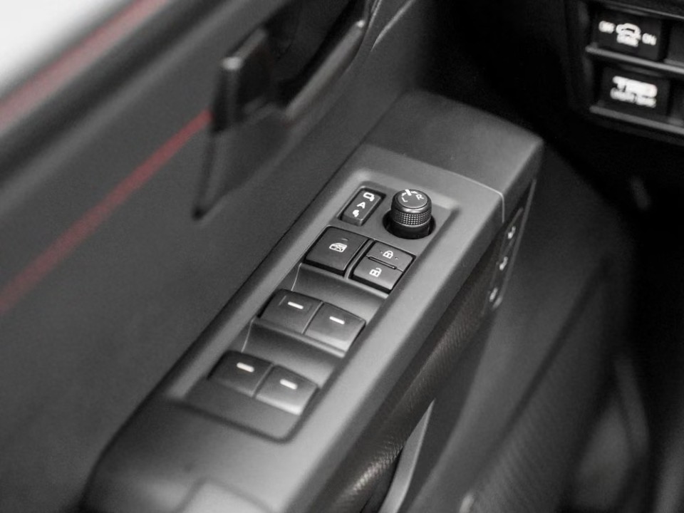 Toyota Sequoia TRD PRO - foto 20