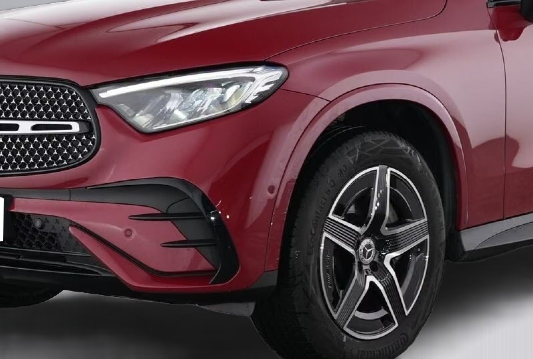 Mercedes-Benz GLC Coupé 300e 4MATIC AMG Line - foto 8