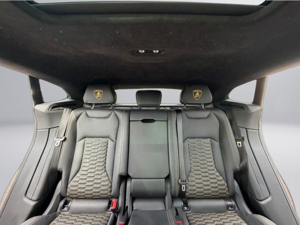 Lamborghini URUS - foto 29