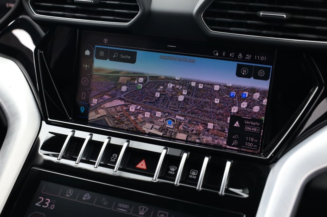Lamborghini URUS - foto 16