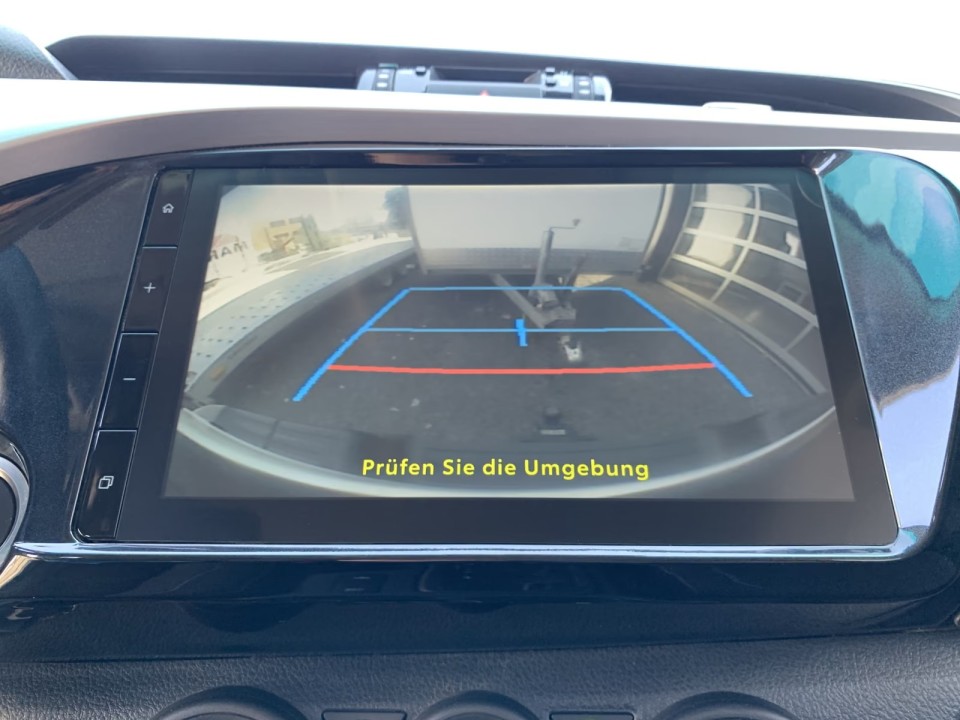 Toyota Hilux 2,4D - foto 8