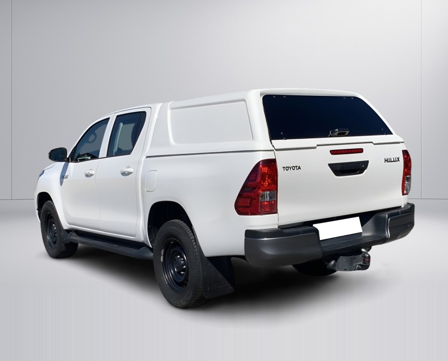Toyota Hilux 2,4D (3)