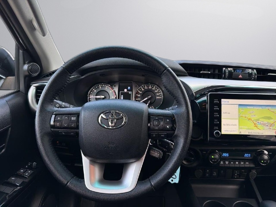 Toyota Hilux 2,4D Comfort - foto 7