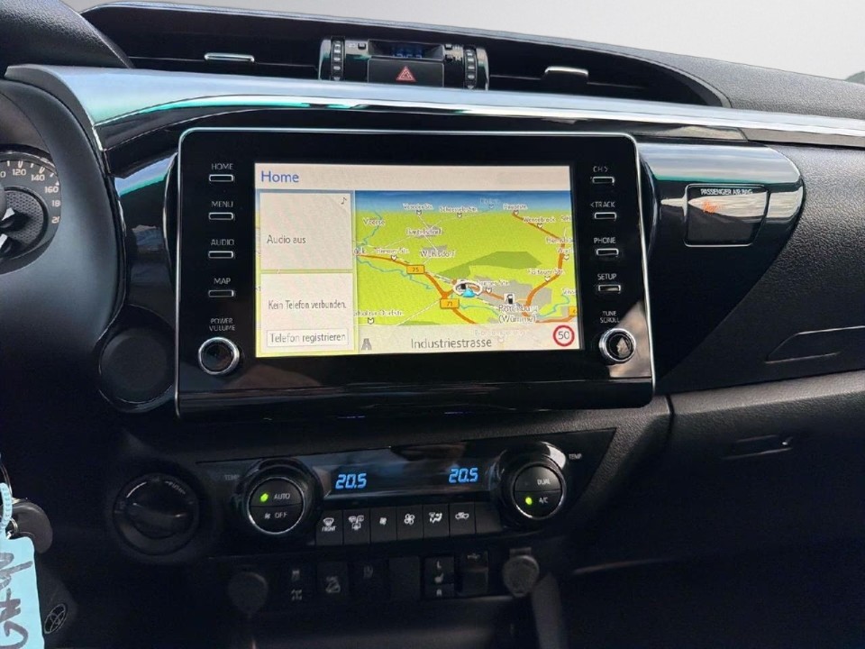 Toyota Hilux 2,4D Comfort - foto 13