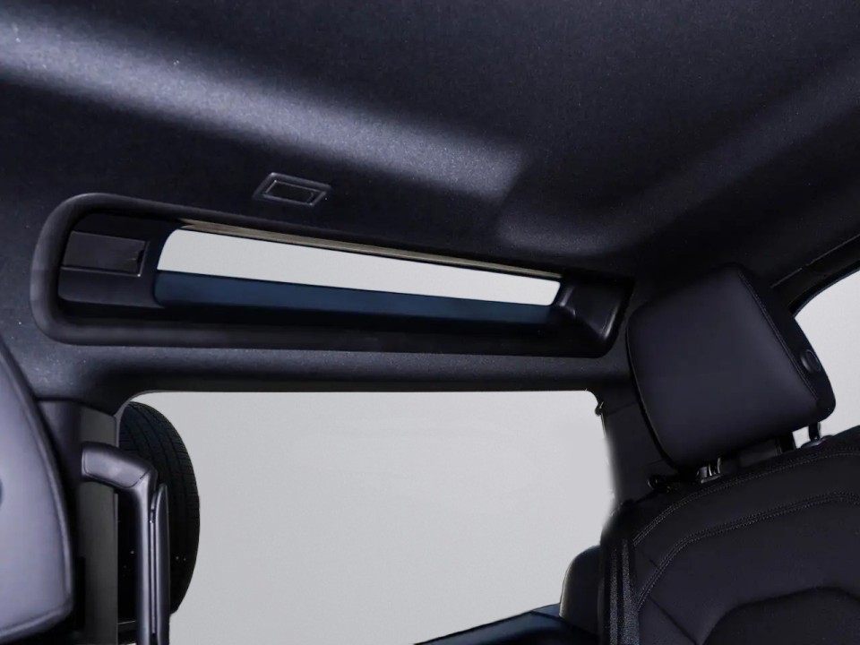 Land Rover Defender 90 S - foto 11