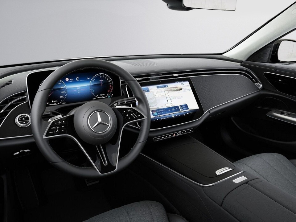 Mercedes-Benz E 300e Avantgarde - foto 18
