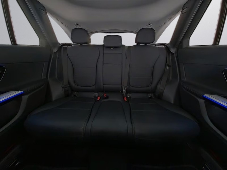 Mercedes-Benz GLC 300e 4MATIC Avantgarde - foto 7
