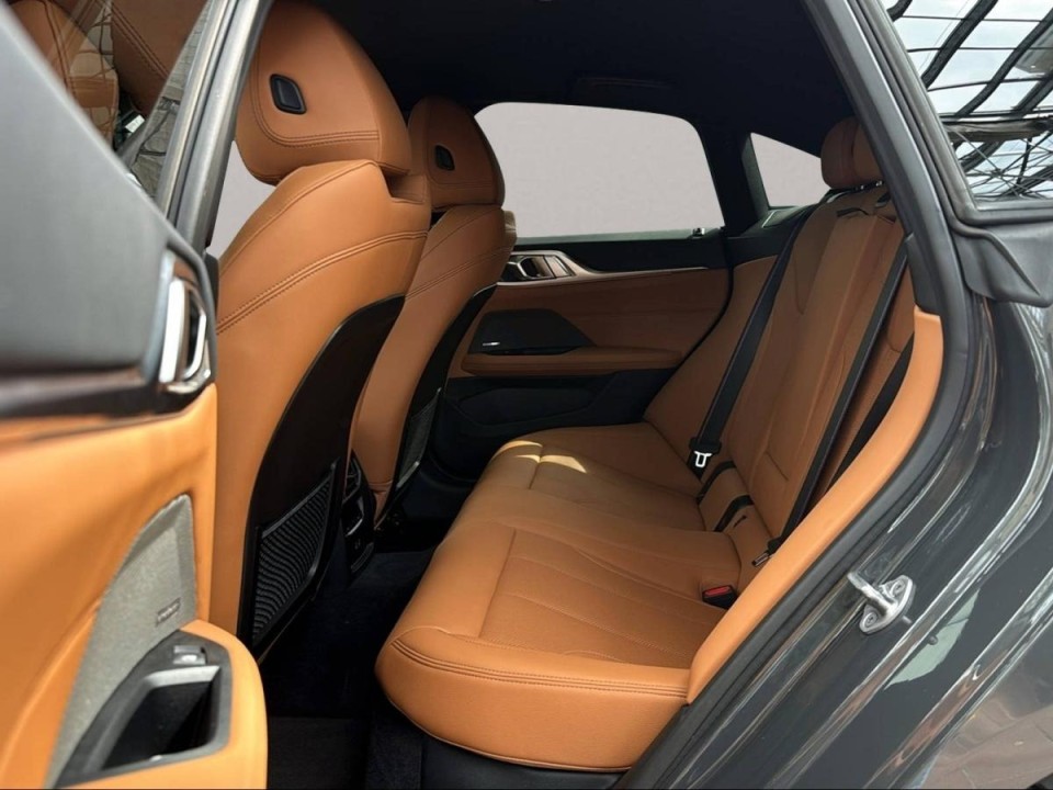BMW Seria 4 M440i xDrive Gran Coupe - foto 17