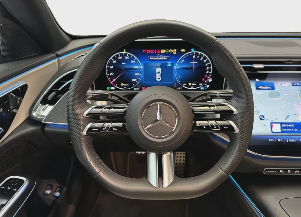 Mercedes-Benz E 300e AMG Line - foto 9