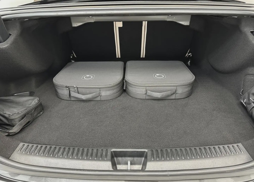 Mercedes-Benz E 300e AMG Line - foto 12