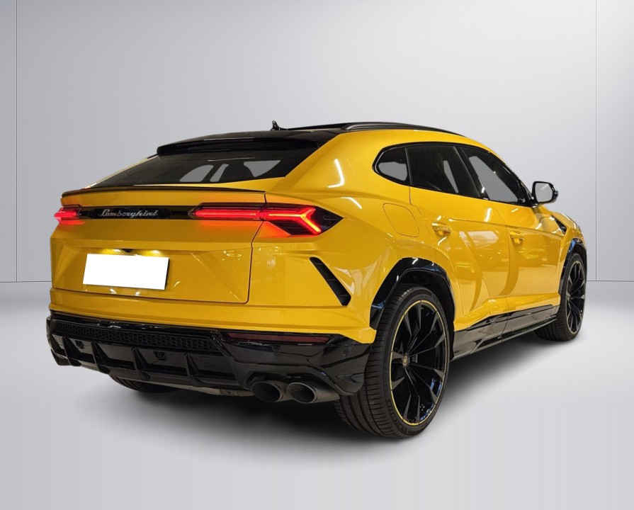 LAMBORGHINI URUS 2021 — imagine 2