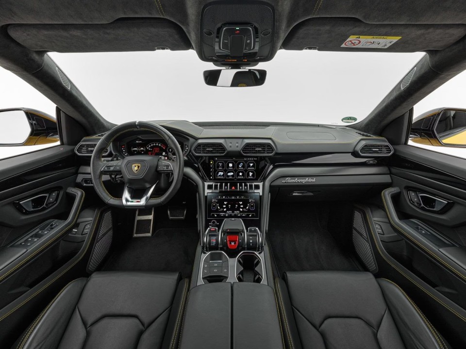 Lamborghini URUS - foto 14