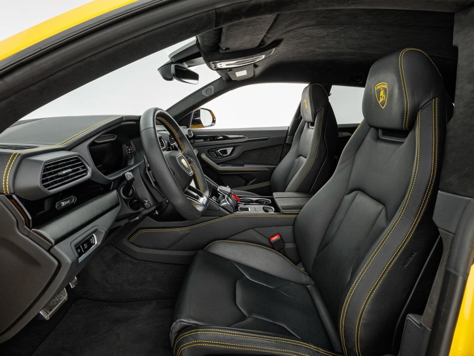 Lamborghini URUS - foto 9