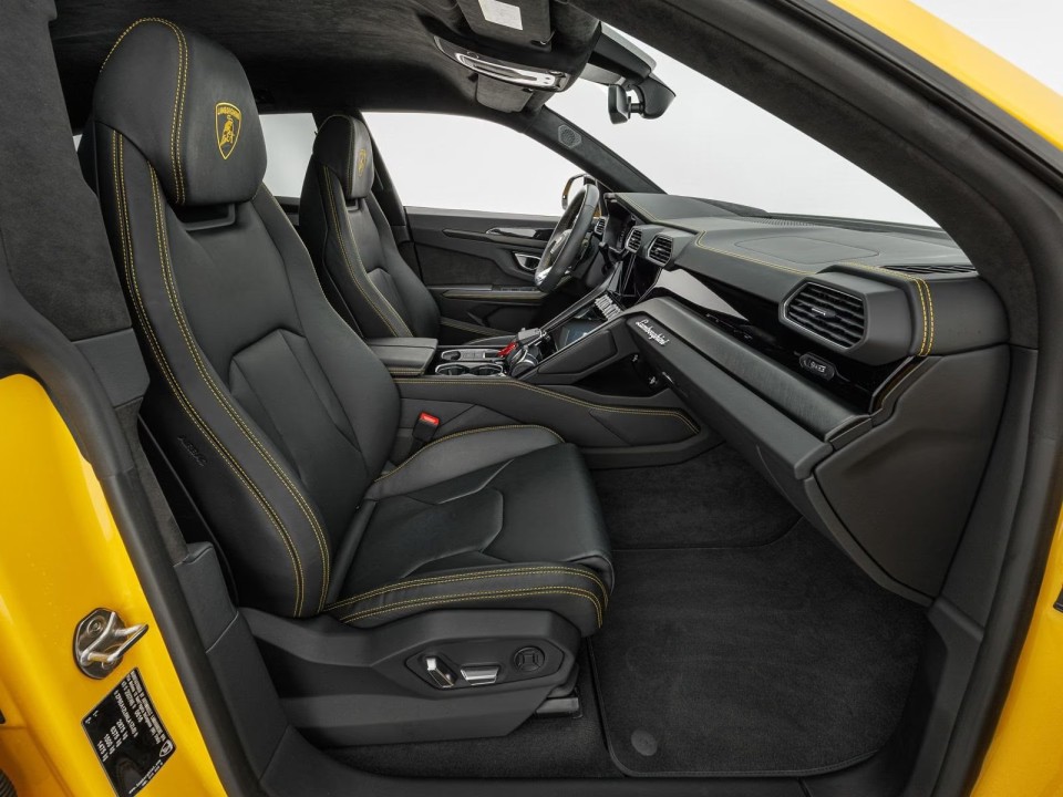 Lamborghini URUS - foto 12
