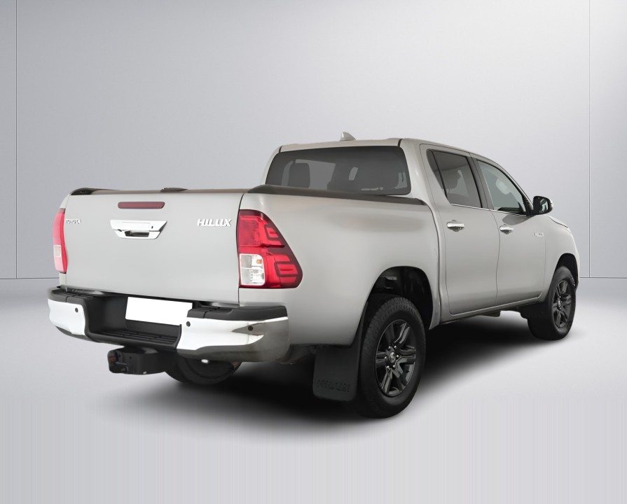 Toyota Hilux 2.8D Comfort (5)