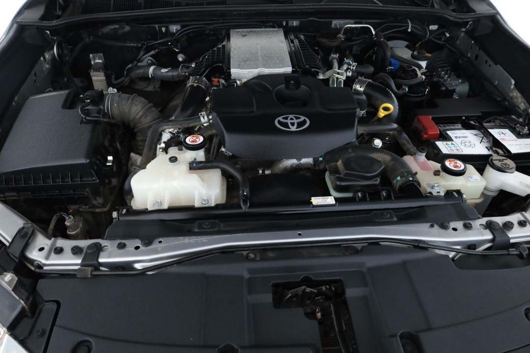 Toyota Hilux 2.8D Comfort - foto 26