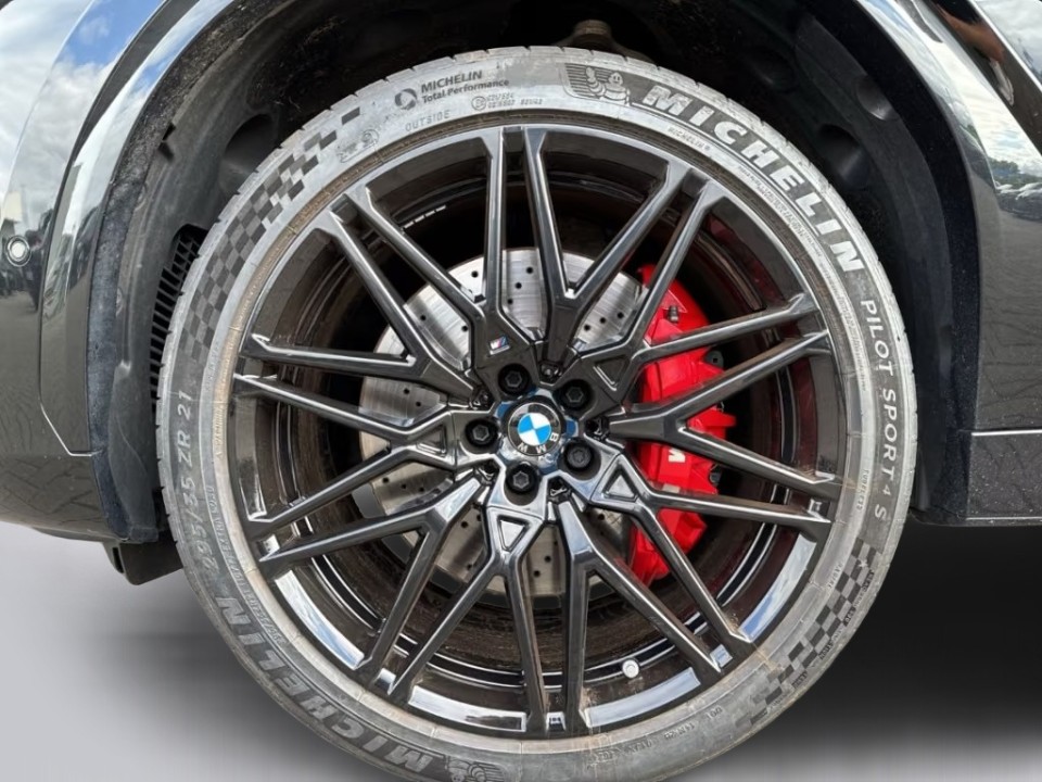 BMW X6 M Competition - foto 16