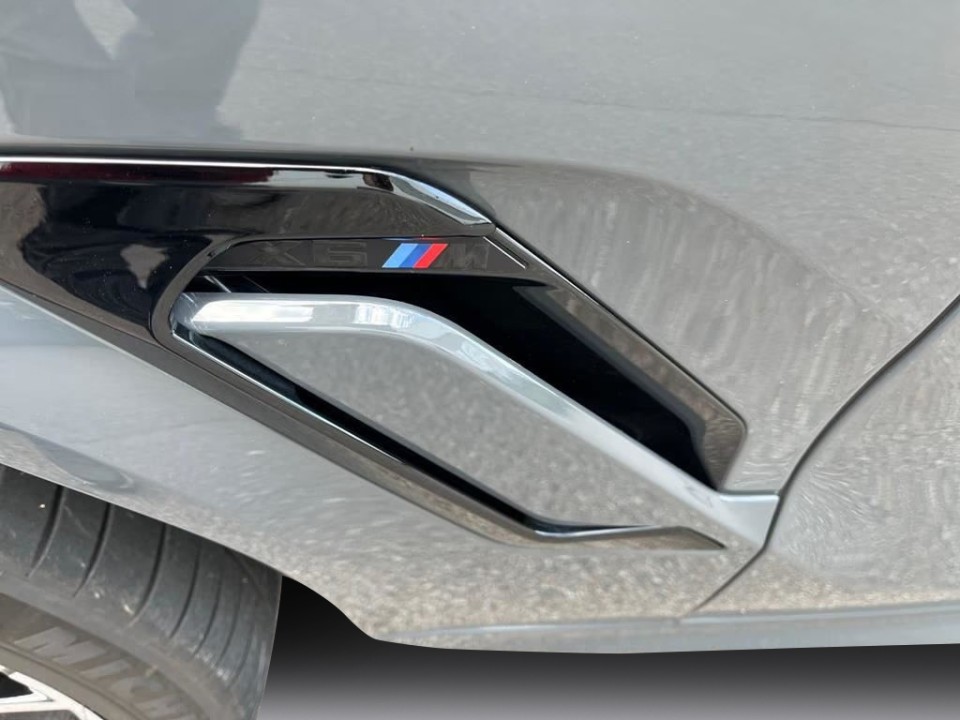 BMW X6 M Competition - foto 14