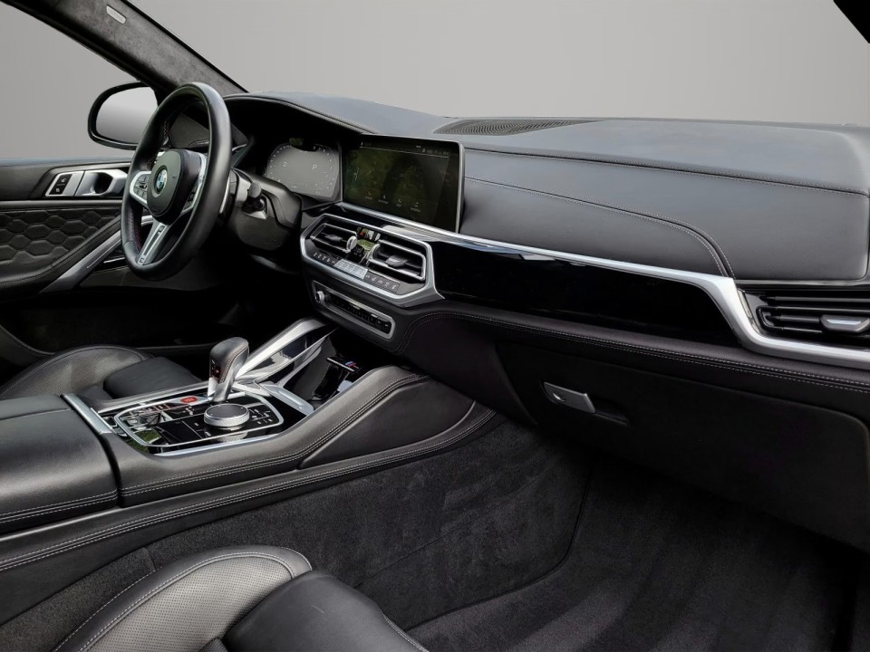 BMW X6 M Competition - foto 12