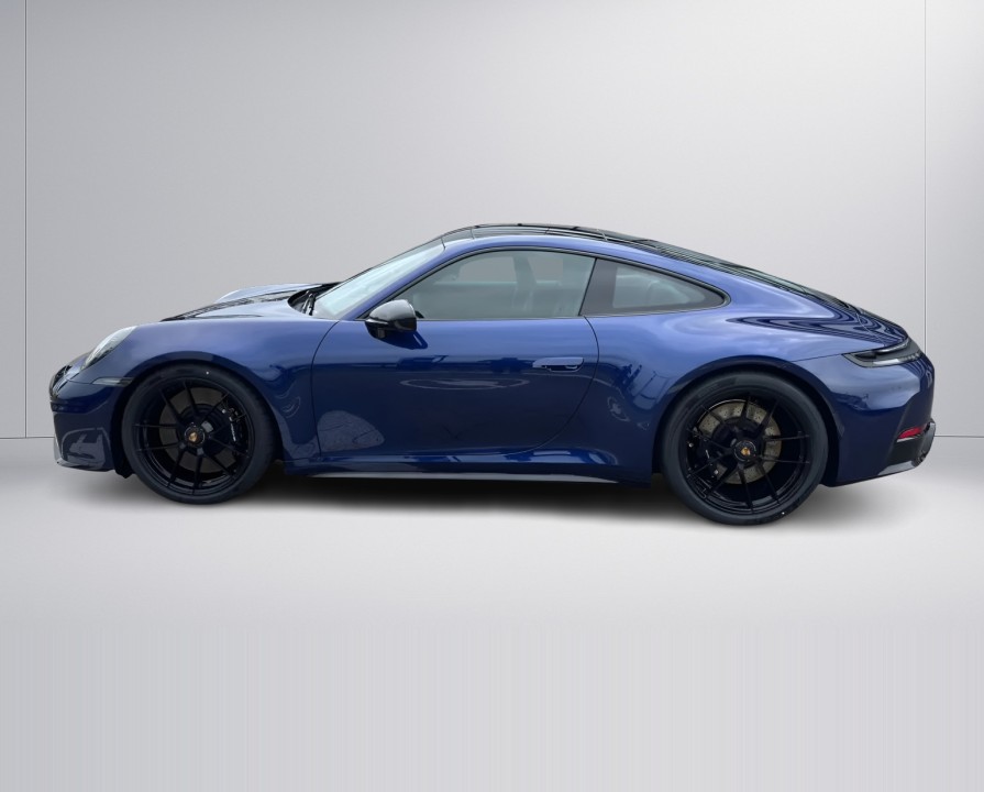 Porsche 911 Carrera 4 GTS - foto 6