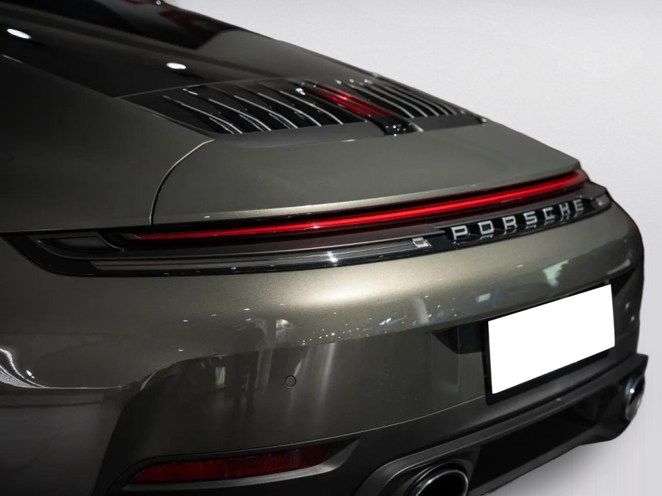 Porsche 911 Carrera 4S - foto 31