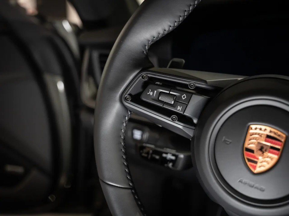 Porsche 911 Carrera 4S - foto 11