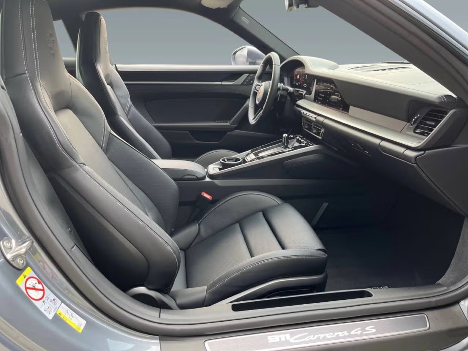 Porsche 911 Carrera 4S - foto 10