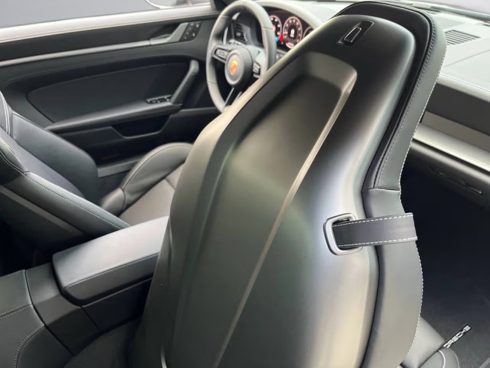 Porsche 911 Carrera 4S - foto 14