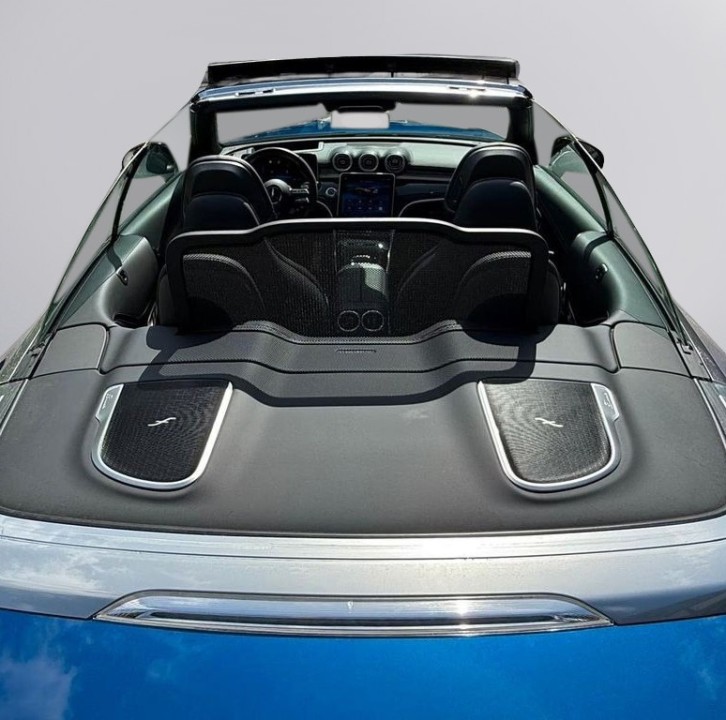 Mercedes-AMG CLE Cabriolet 53 4MATIC+ - foto 33