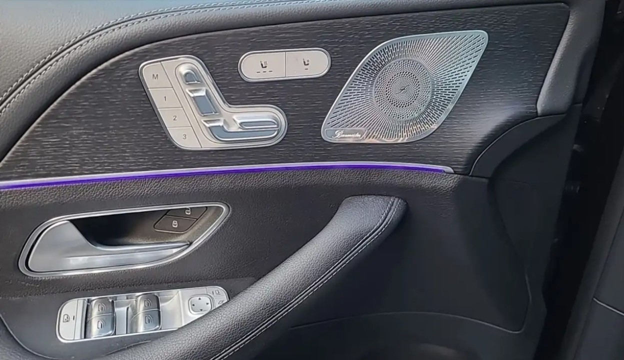 Mercedes-Benz GLE 350de 4MATIC AMG Line - foto 12
