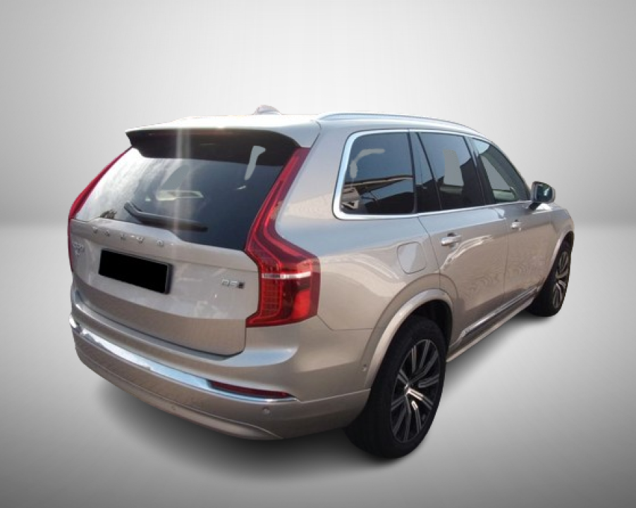 Volvo XC 90 B5 AWD Plus Bright 7 Locuri (3)