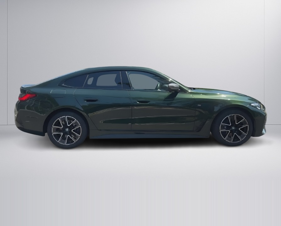 BMW Seria 4 M440i Gran Coupe (2)