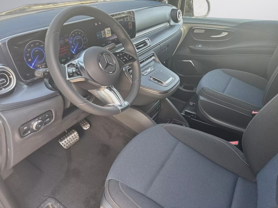 MERCEDES-BENZ EQV 300 L - foto 9